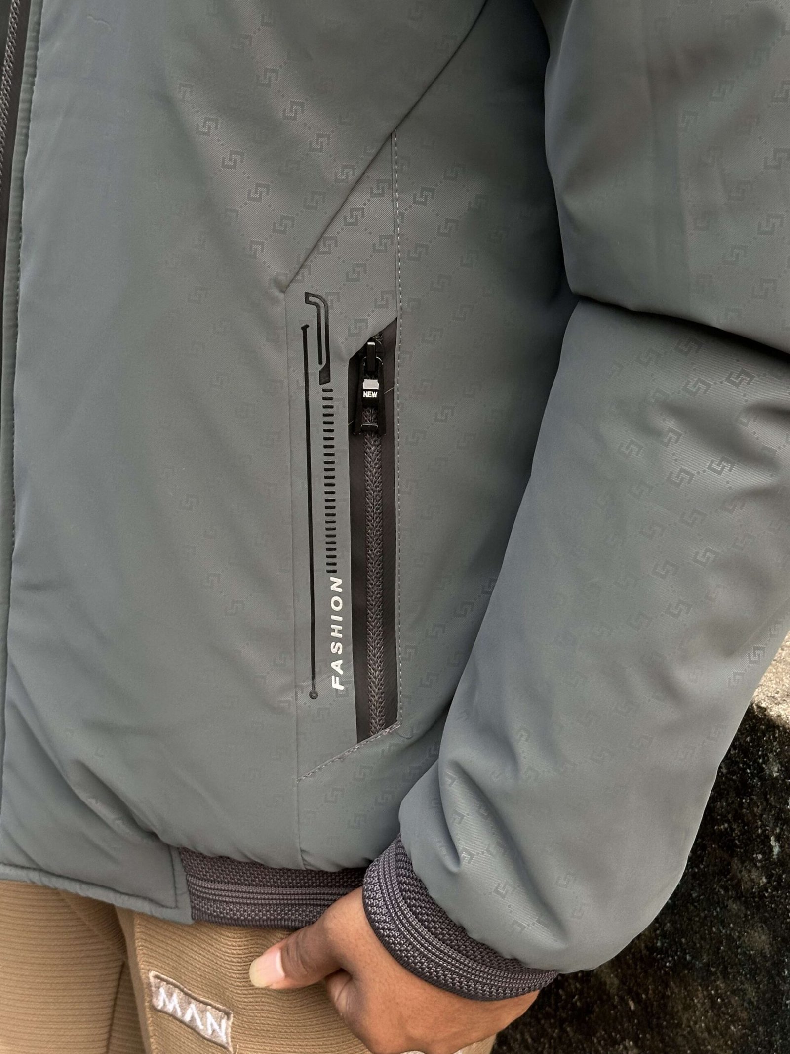 Kuasha Jacket – Premium Winter Comfort DeepGray - Image 3